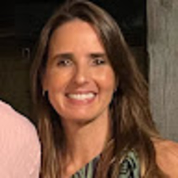 Meet your Posher, Aline - Picture 1 of 1